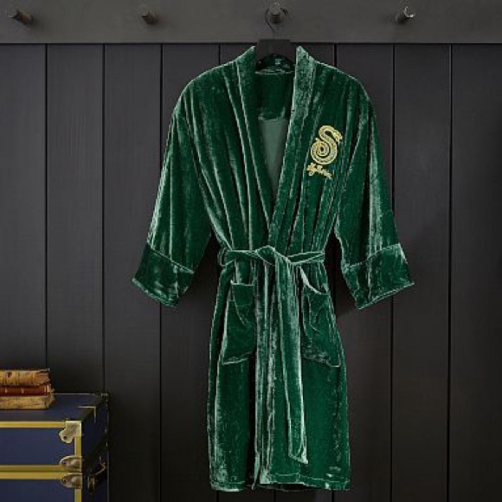 Harry Potter Slytherin Velvet Robe